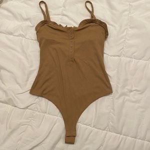 Le Lis Brown Bodysuit